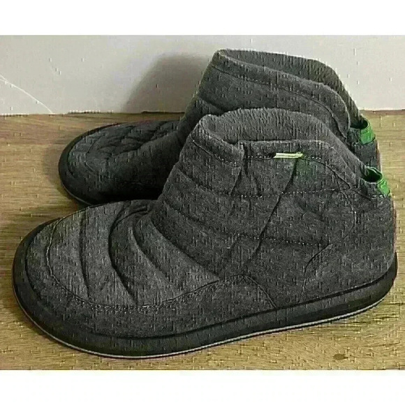 Sanuk Womens Size 9 Gray Puff and Chill Ankle Boots Slippers - Picture 1 of 7